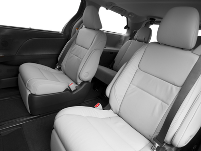 2017 Toyota Sienna XLE 8 Passenger