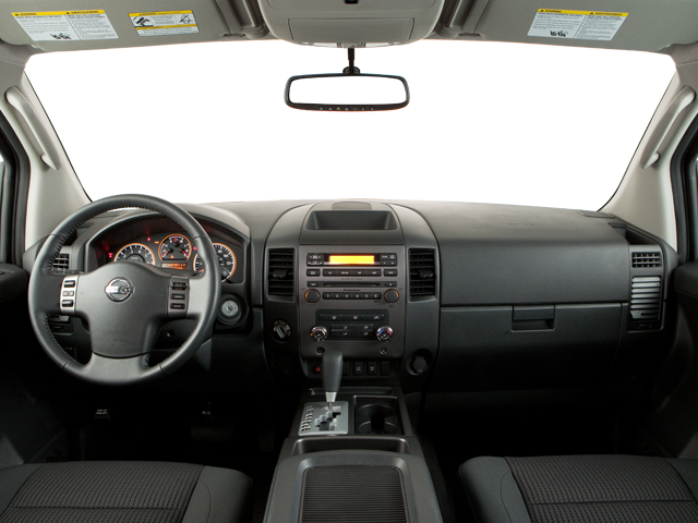 2011 Nissan Titan SV