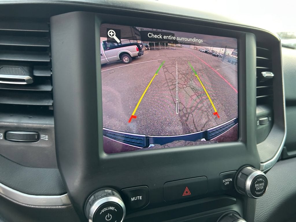 2021 RAM 1500 Big Horn Crew Cab 4x4 5'7" Box