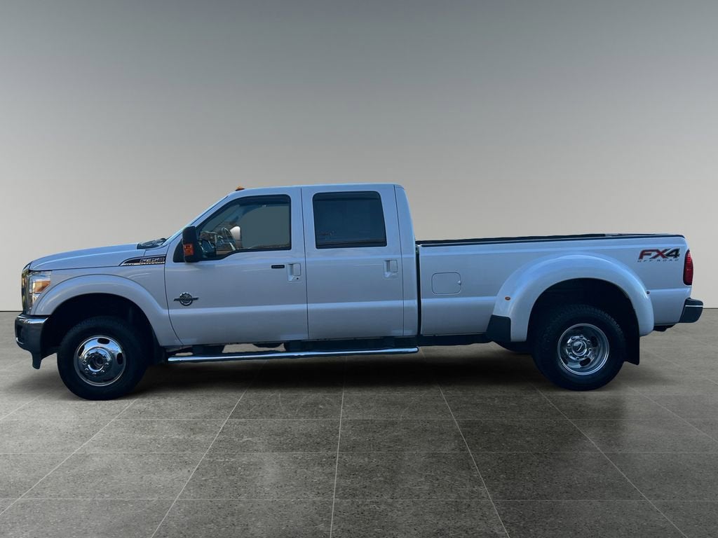 2016 Ford Super Duty F-350 DRW Lariat