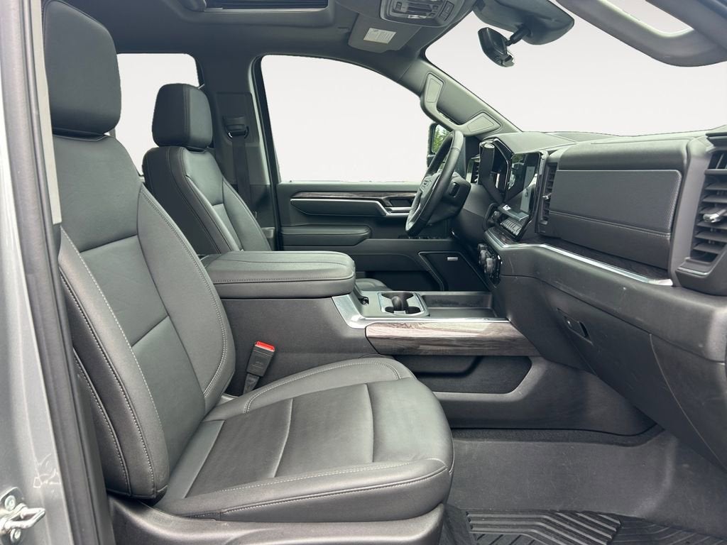 2025 Chevrolet Silverado 3500 HD LTZ
