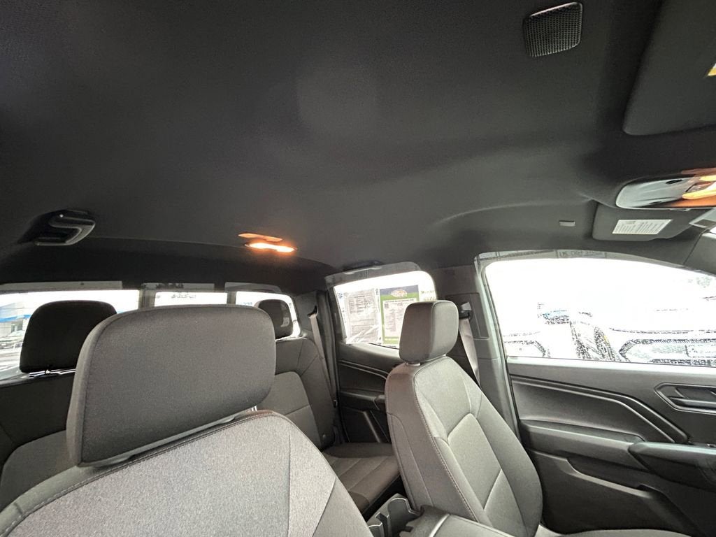 2025 Chevrolet Colorado WT/LT