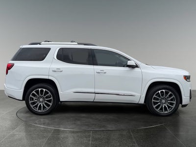 2022 GMC Acadia Denali