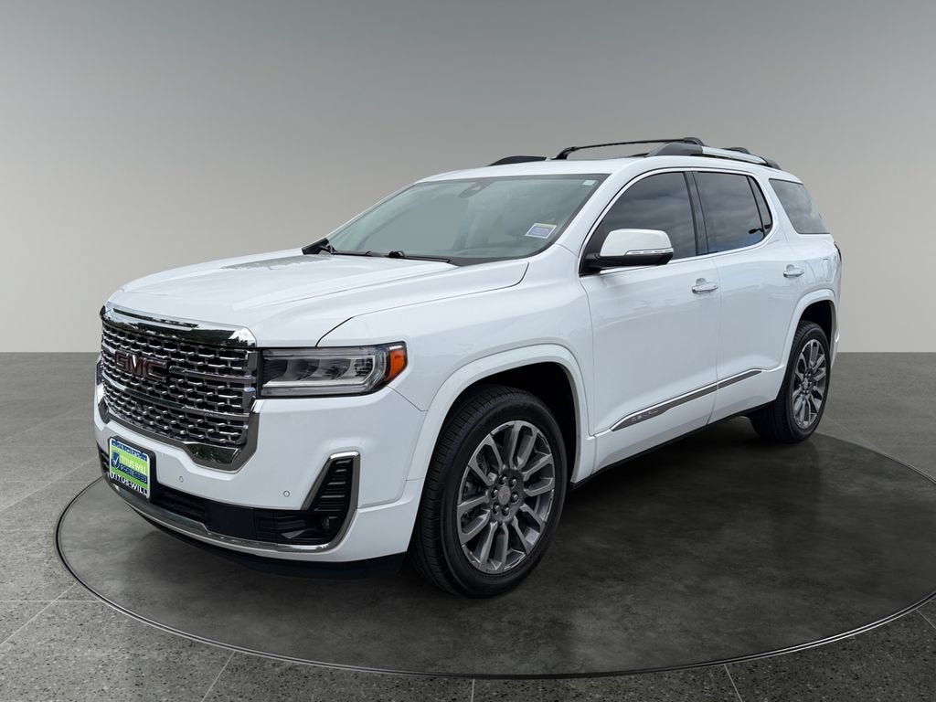 2022 GMC Acadia Denali