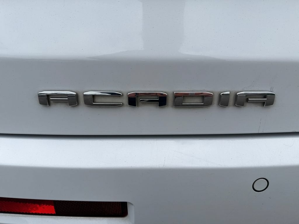 2022 GMC Acadia Denali