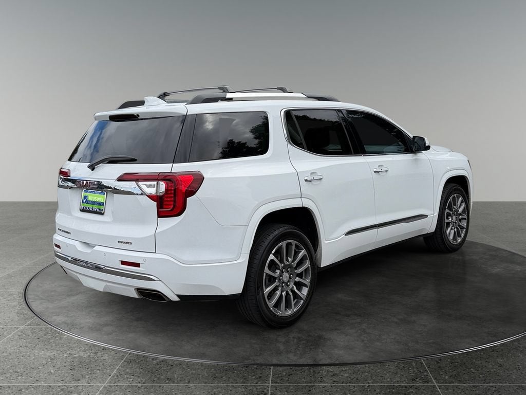 2022 GMC Acadia Denali