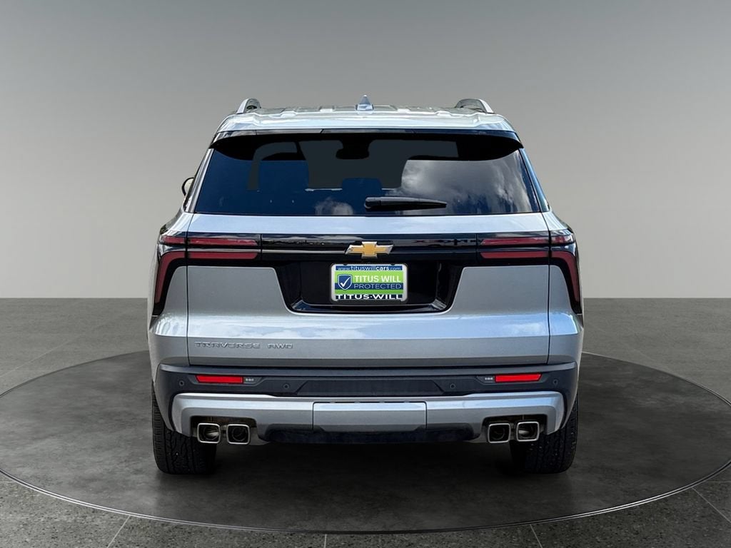 2025 Chevrolet Traverse LT