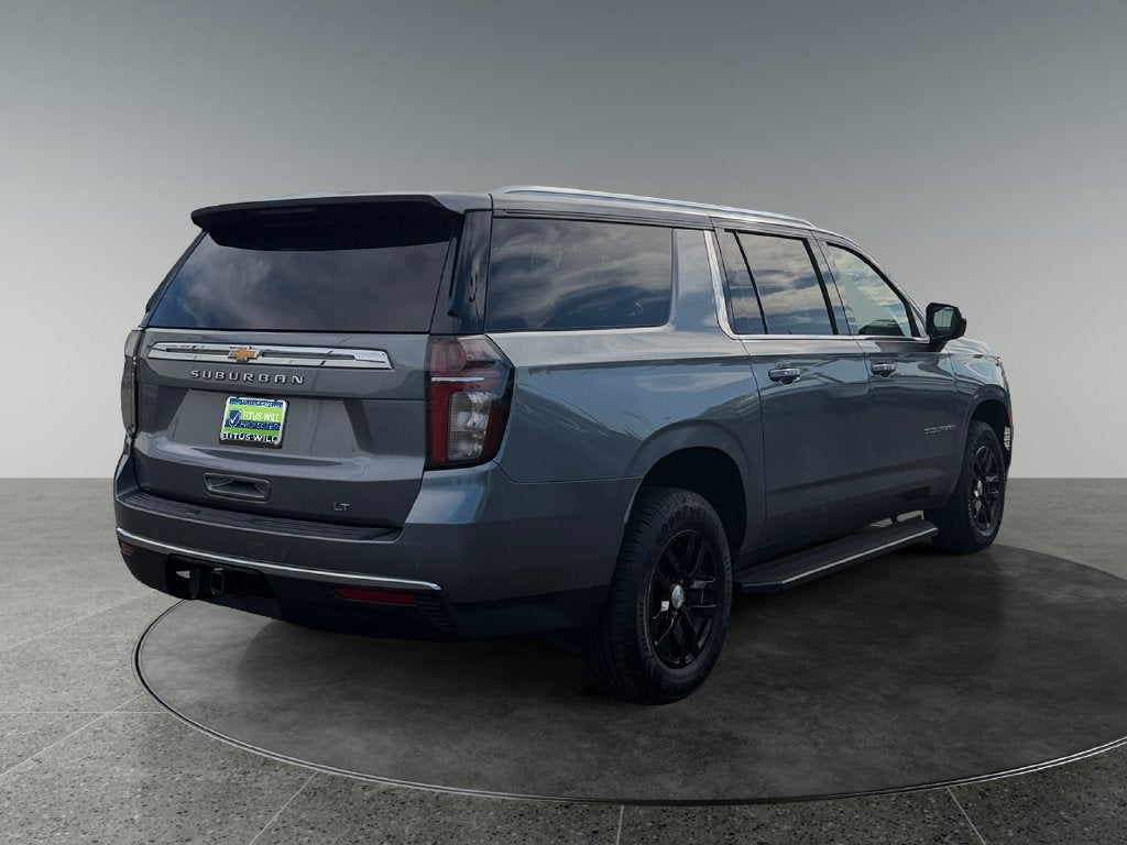 2022 Chevrolet Suburban LT