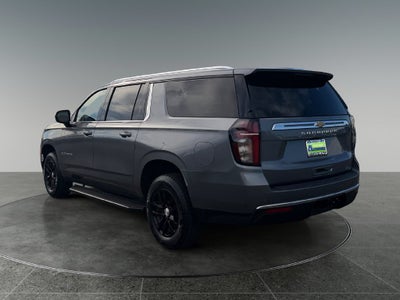 2022 Chevrolet Suburban LT