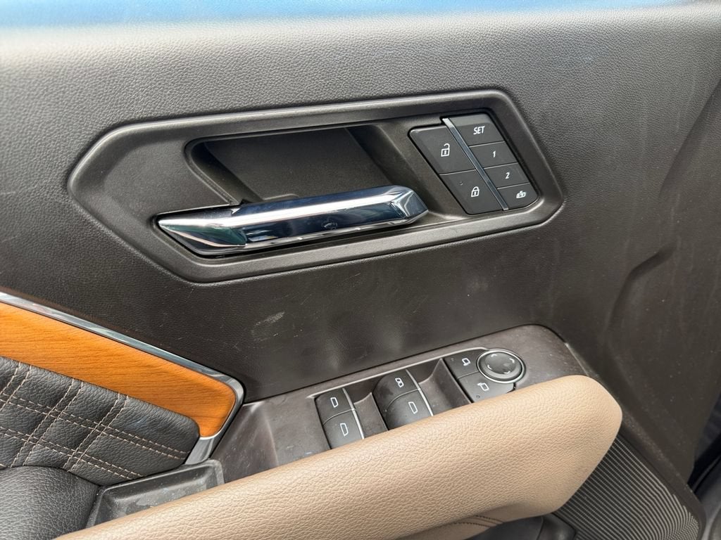 2023 GMC Canyon Denali