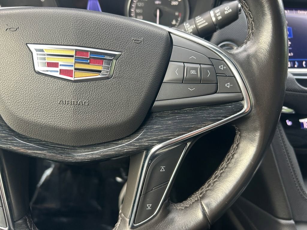 2020 Cadillac XT5 Premium Luxury