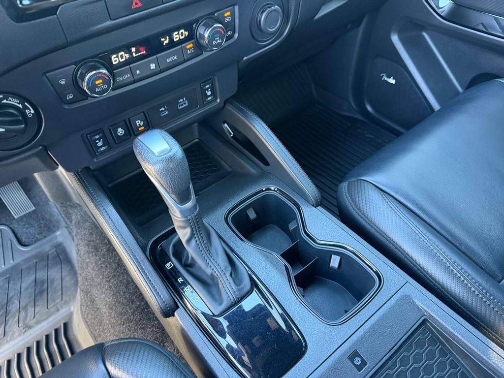 2022 Nissan Frontier Crew Cab PRO-4X 4x4