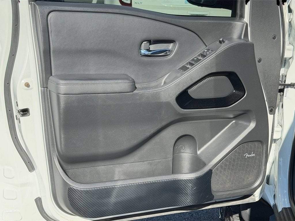 2022 Nissan Frontier Crew Cab PRO-4X 4x4