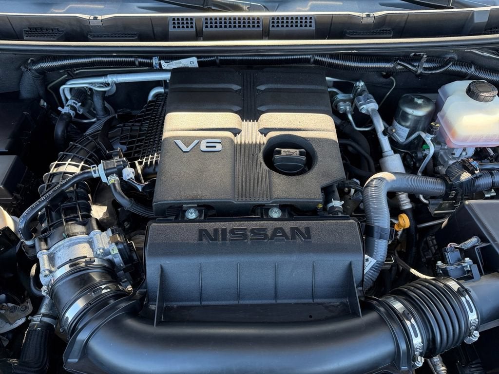 2022 Nissan Frontier Crew Cab PRO-4X 4x4