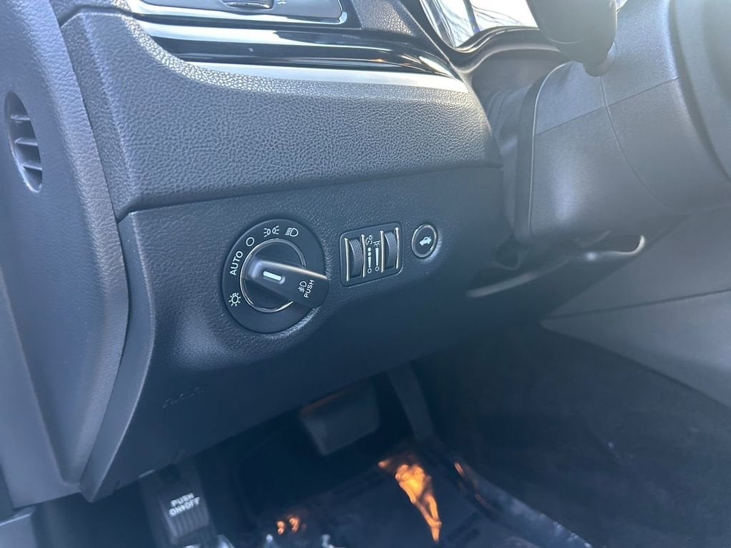 2022 Chrysler 300 300S