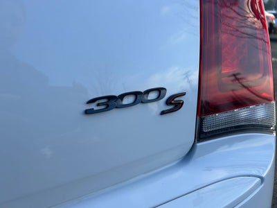 2022 Chrysler 300 300S