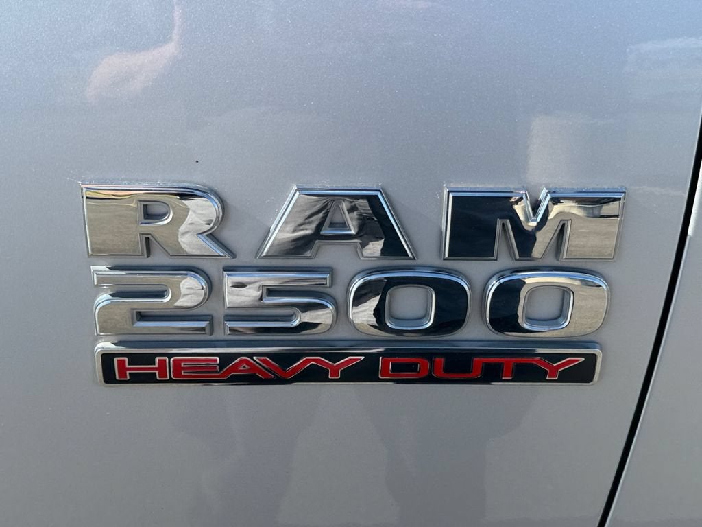 2017 RAM 2500 Tradesman Crew Cab 4x4 6'4" Box