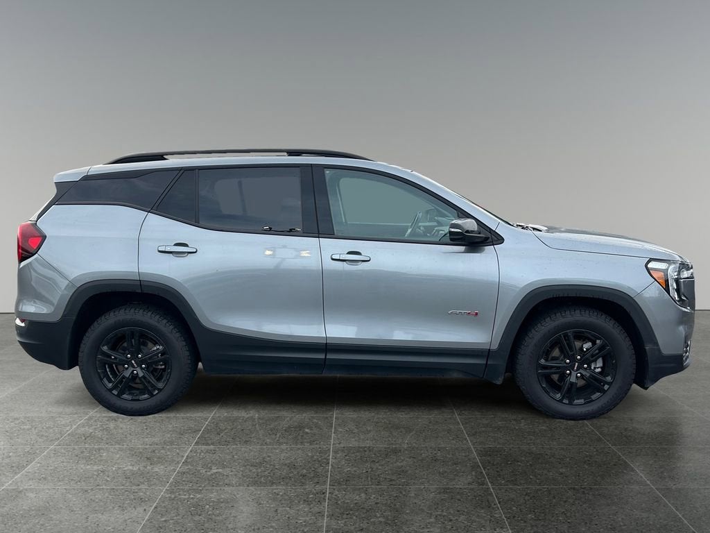 2023 GMC Terrain AT4