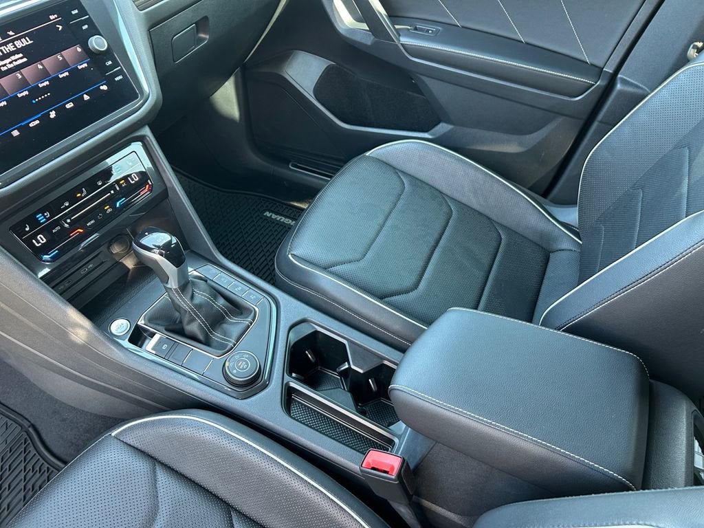 2022 Volkswagen Tiguan SEL R-Line