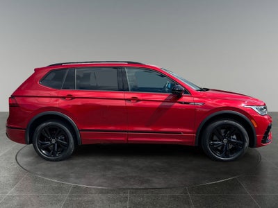 2024 Volkswagen Tiguan SE R-Line Black