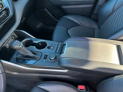 2022 Toyota Highlander XSE