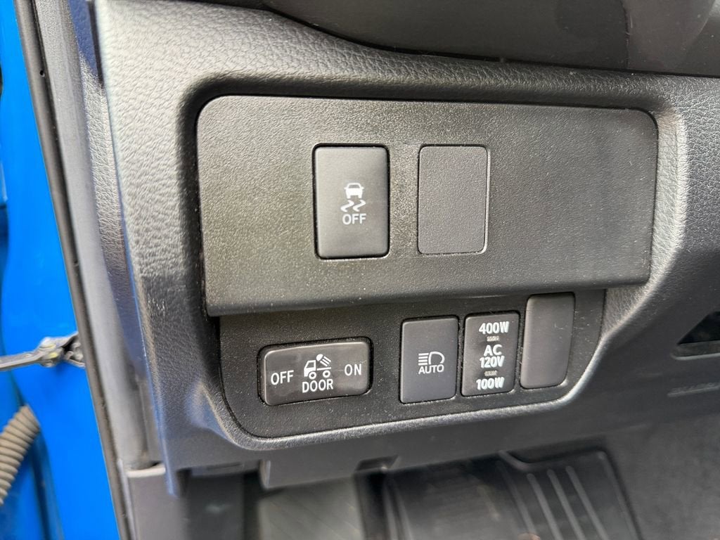 2021 Toyota Tacoma 4WD SR5