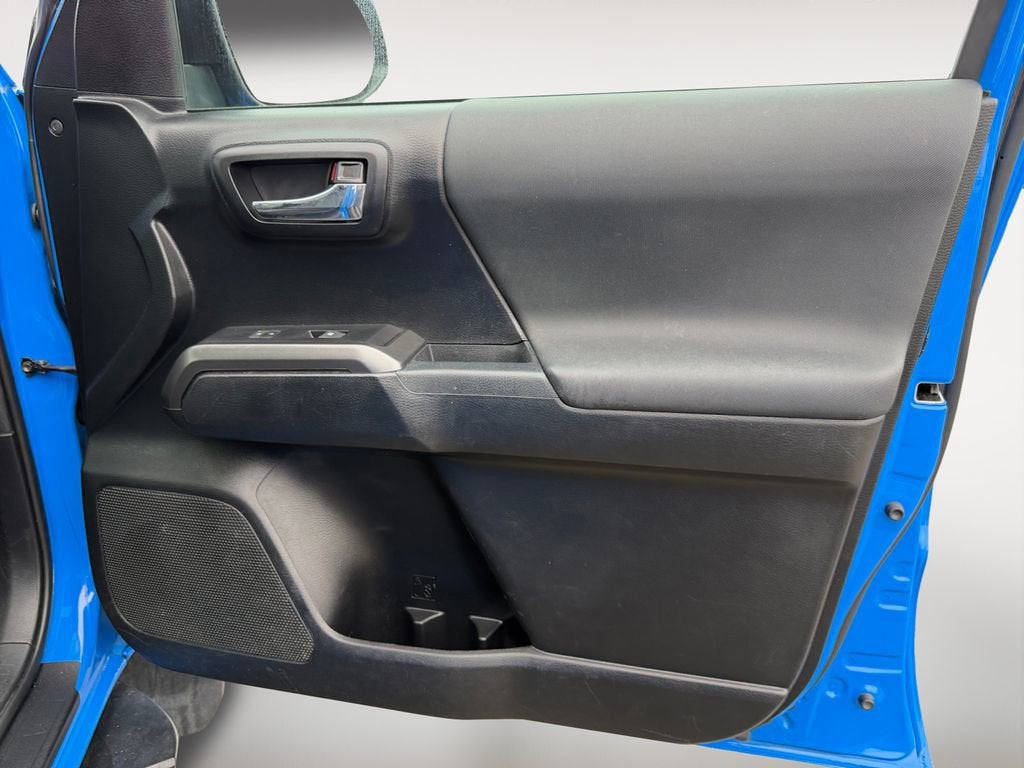 2021 Toyota Tacoma 4WD SR5