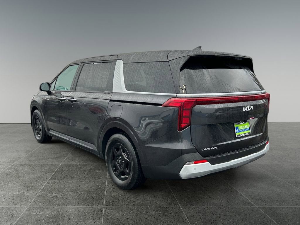 2025 Kia Carnival LXS