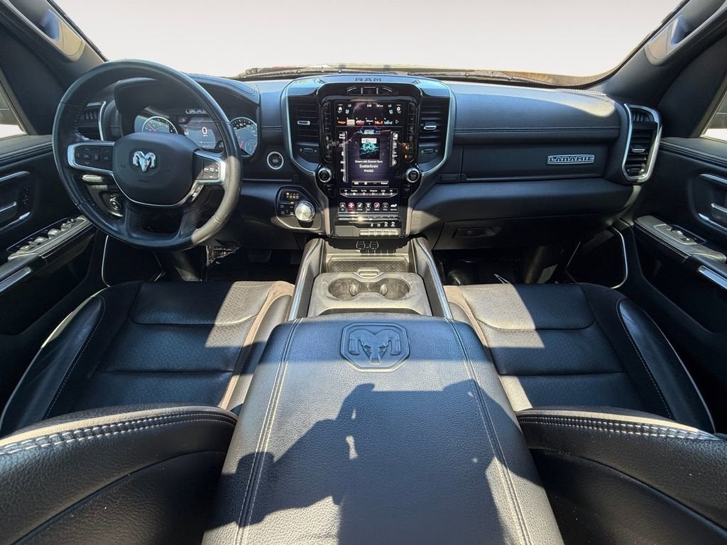 2021 RAM 1500 Laramie Crew Cab 4x4 5'7" Box