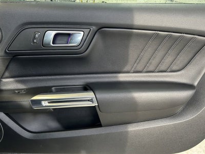 2020 Ford Mustang EcoBoost