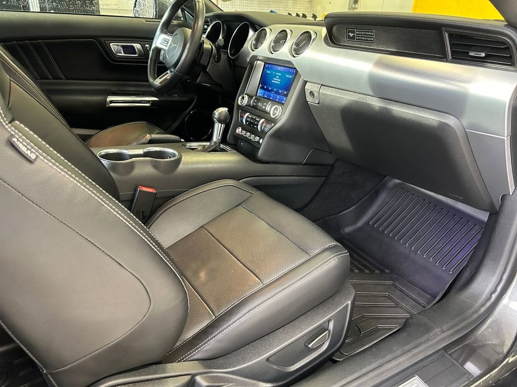 2020 Ford Mustang EcoBoost