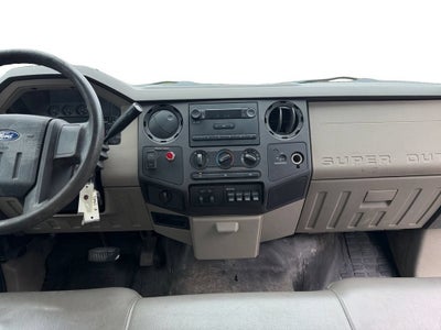 2009 Ford Super Duty F-350 DRW XL