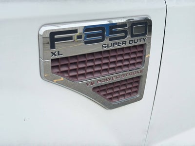 2009 Ford Super Duty F-350 DRW XL