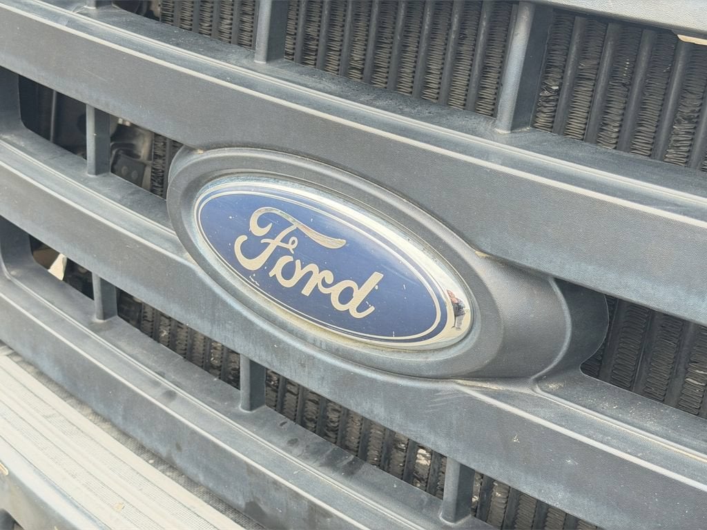 2009 Ford Super Duty F-350 DRW XL