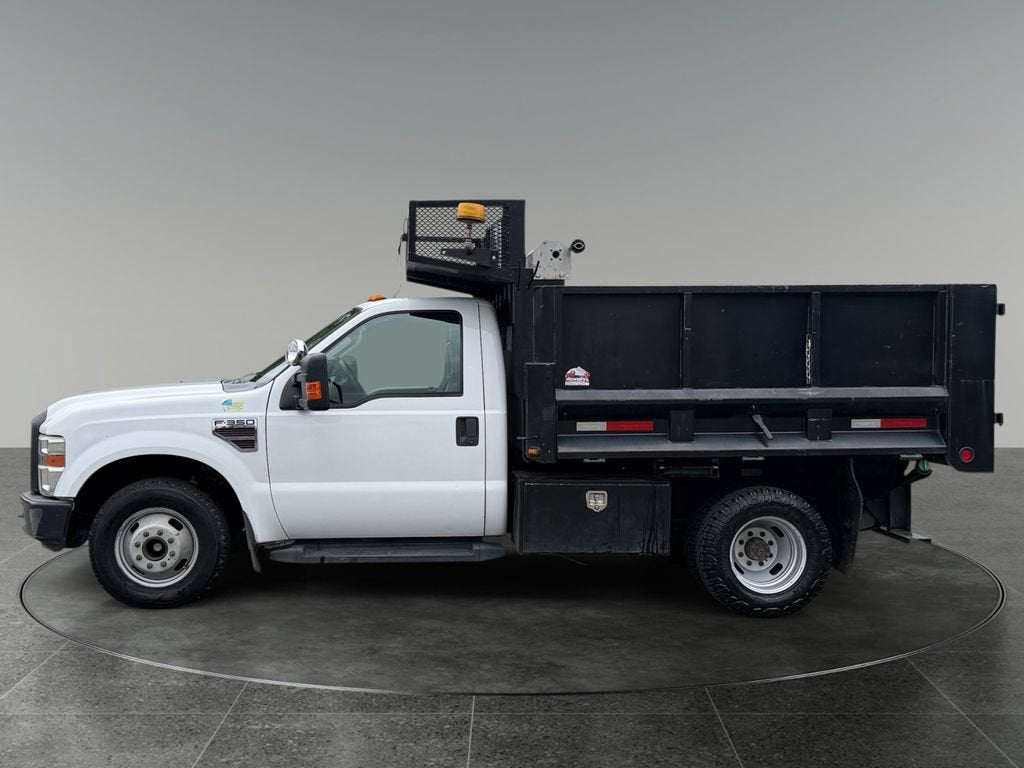 2009 Ford Super Duty F-350 DRW XL