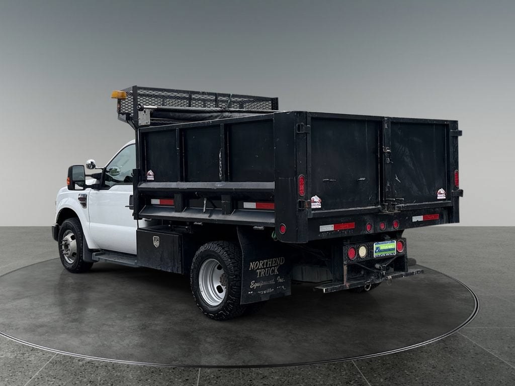 2009 Ford Super Duty F-350 DRW XL
