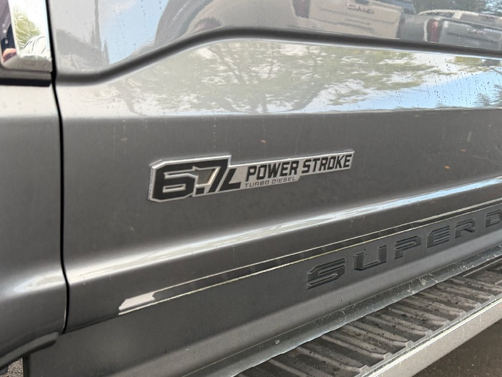 2023 Ford F-350 LARIAT