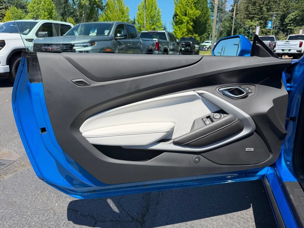 2024 Chevrolet Camaro 2LT