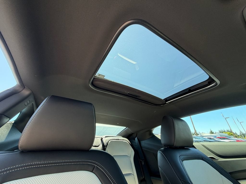 2024 Chevrolet Camaro 2LT