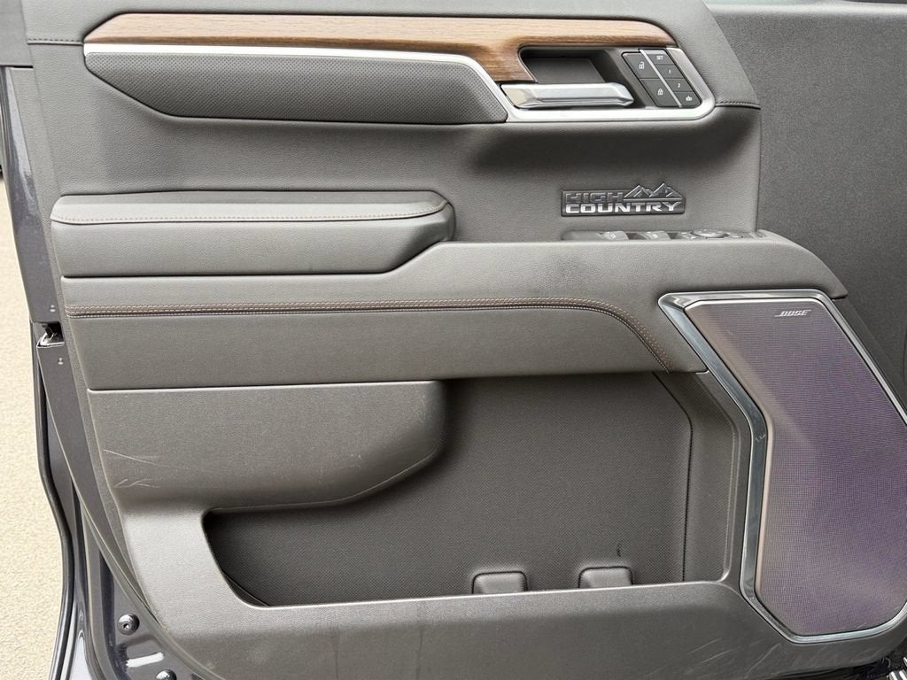 2022 Chevrolet Silverado 1500 High Country