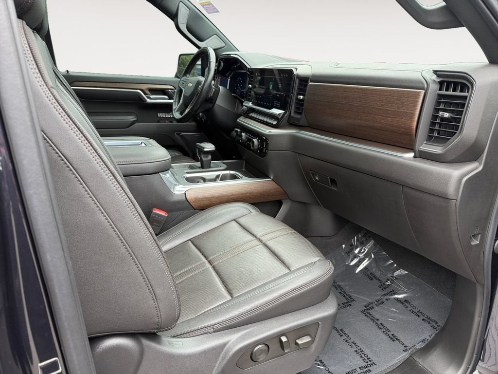 2022 Chevrolet Silverado 1500 High Country