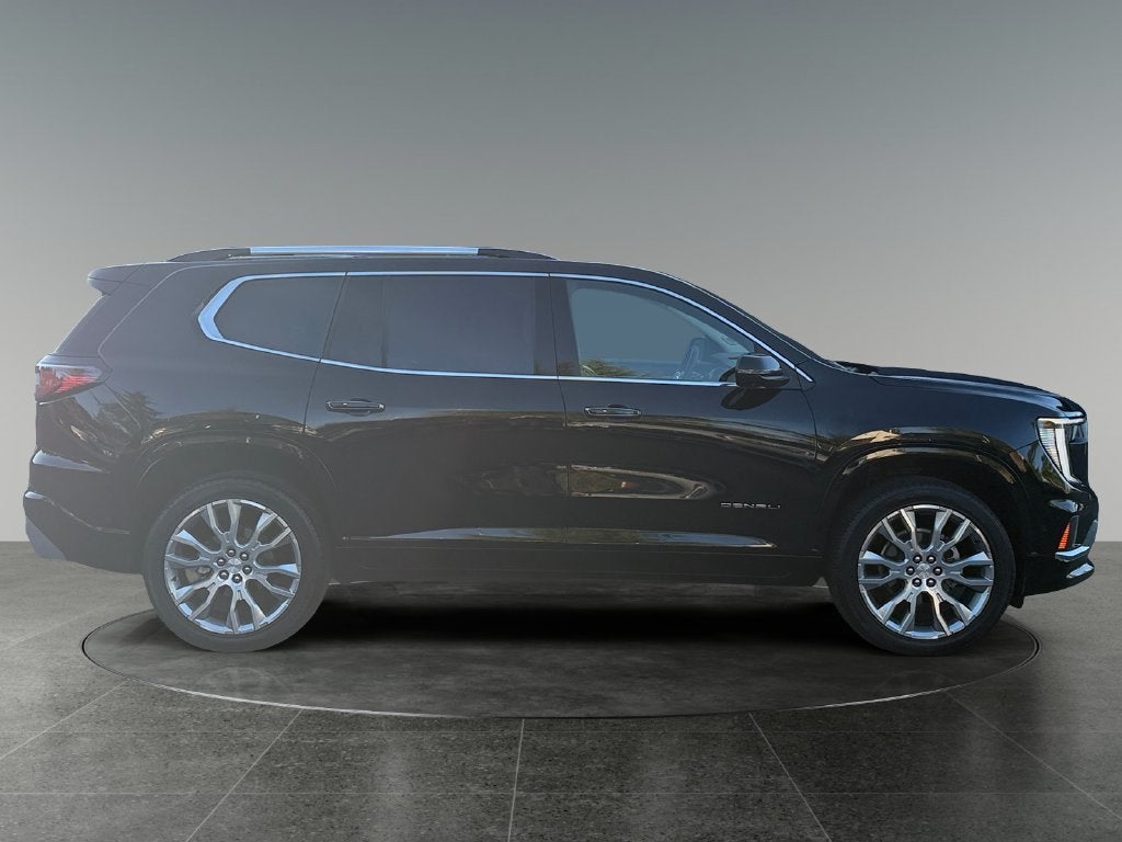 2025 GMC Acadia Denali