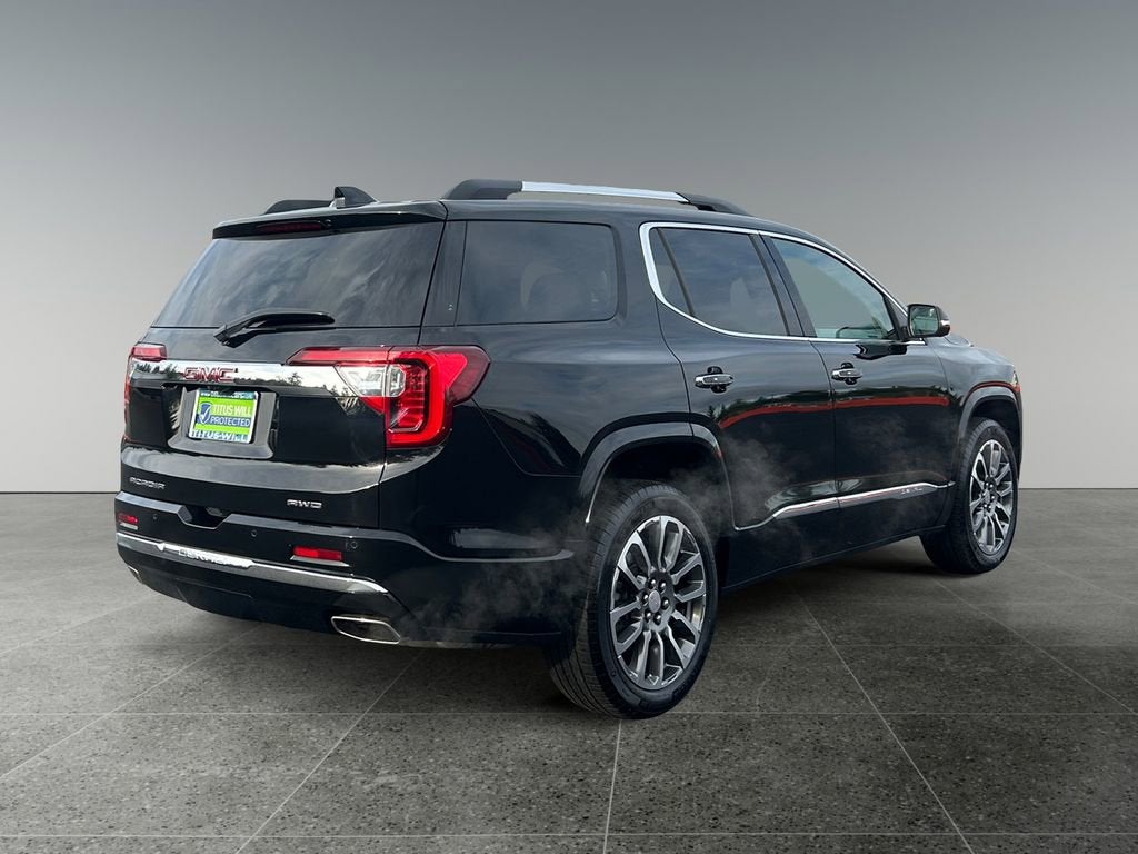 2022 GMC Acadia Denali