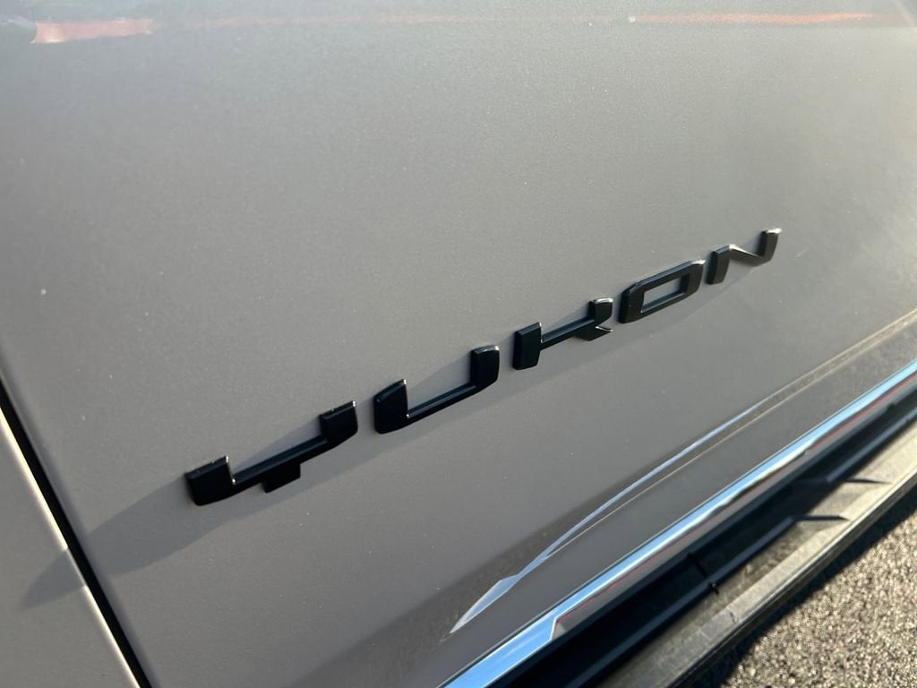 2023 GMC Yukon XL SLT