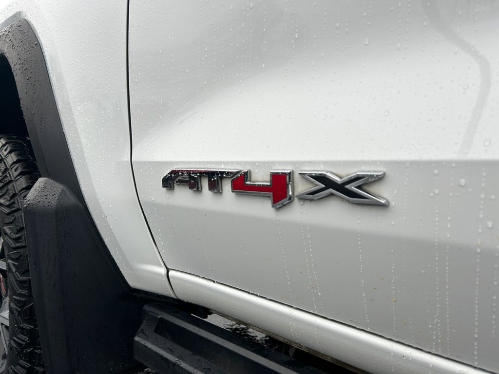 2024 GMC Canyon AT4X