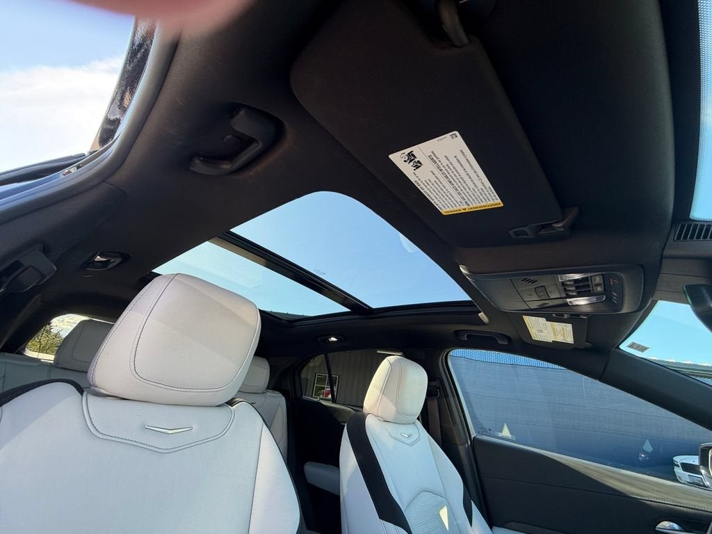 2024 Cadillac XT4 Sport