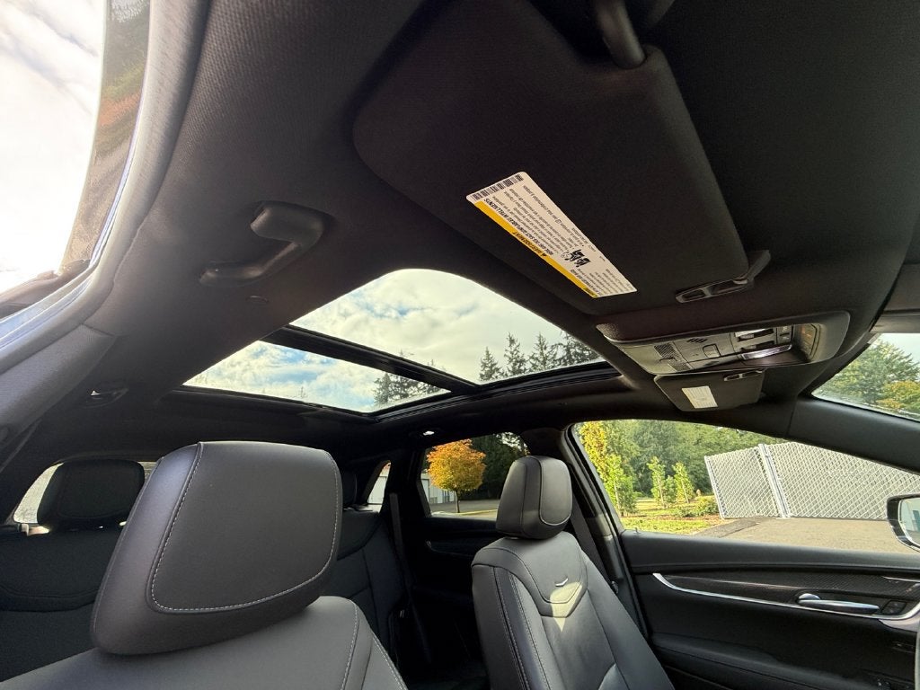 2023 Cadillac XT5 AWD Sport