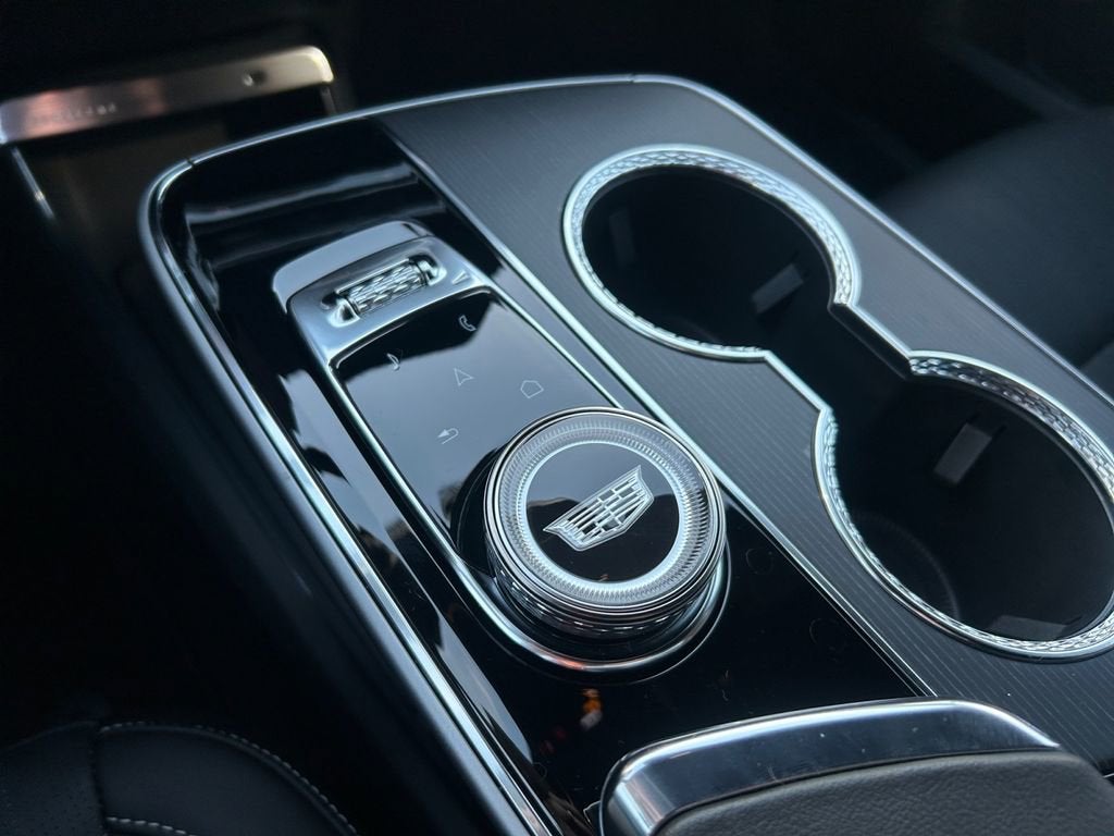 2025 Cadillac LYRIQ Sport 1