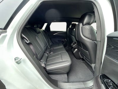 2025 Cadillac LYRIQ Sport 1