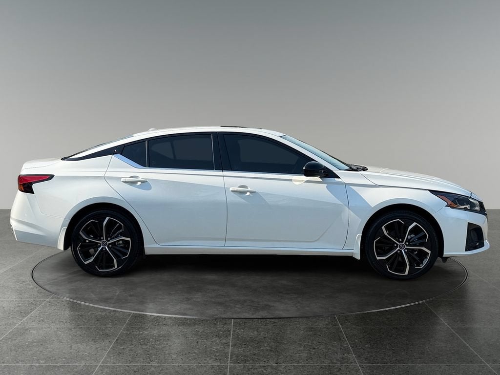 2025 Nissan Altima SR AWD